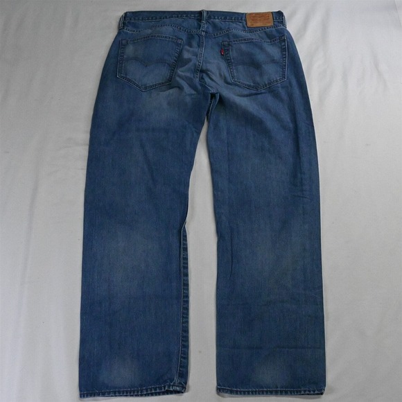 Levi's 36 x 34 562 Loose Taper Medium Wash‎ Denim Jeans - Picture 7 of 7
